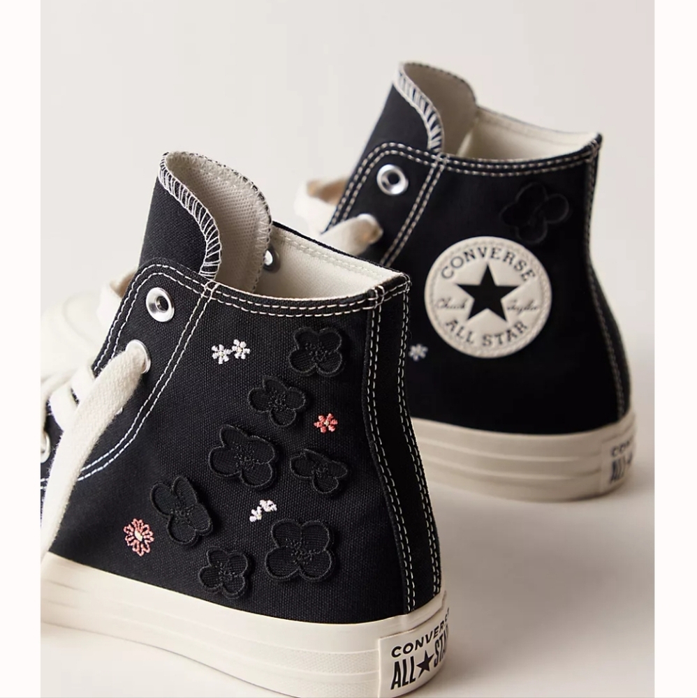 NWT Chuck Taylor All Star Hi Greenhouse Sneakers